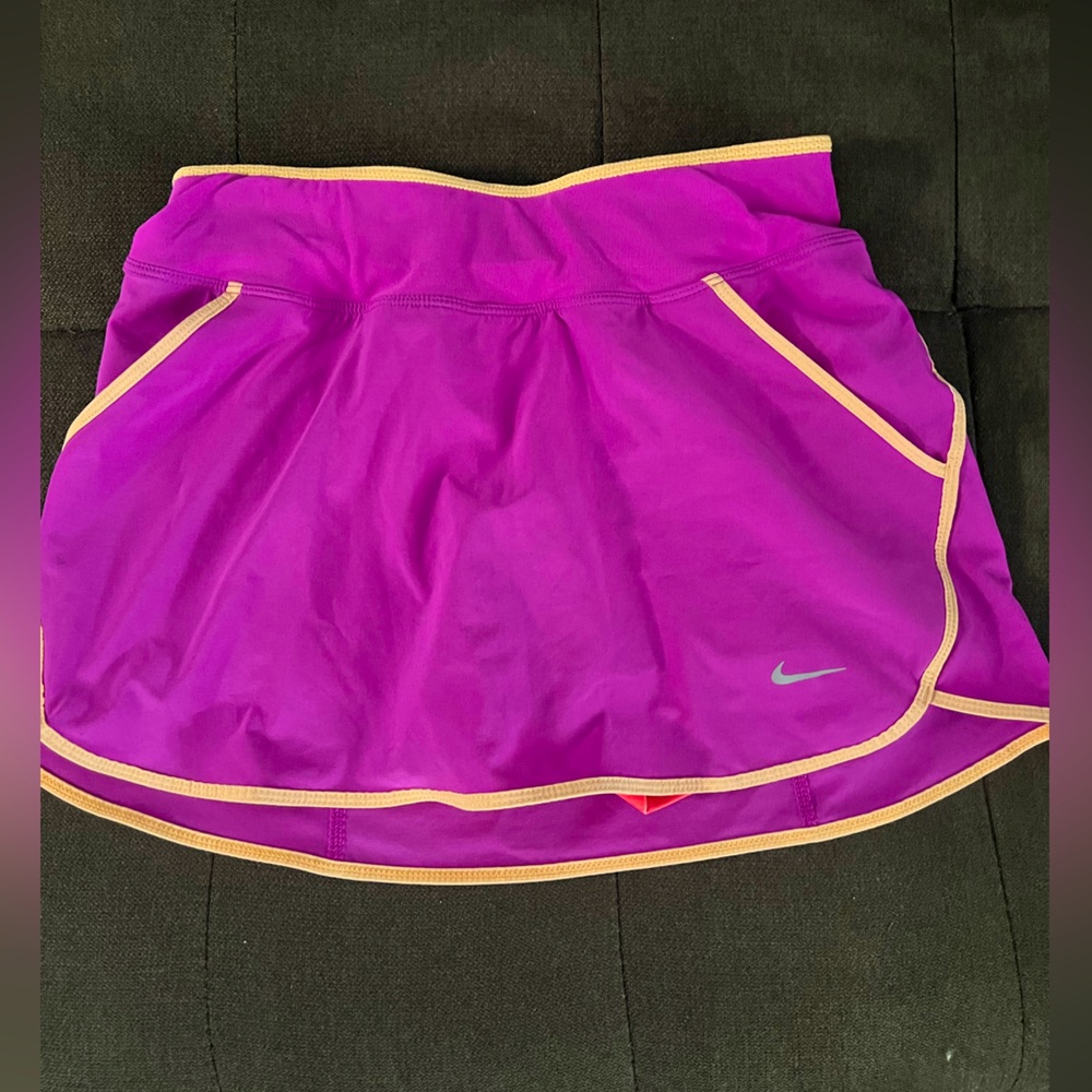 Nike skirt. Tennis skirt. Workout skirt. Athletic skirt!